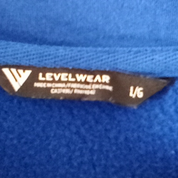 Level wear Toronto Blue Jays top sweater cut at elbow size L blue red white - Picture 3 of 8